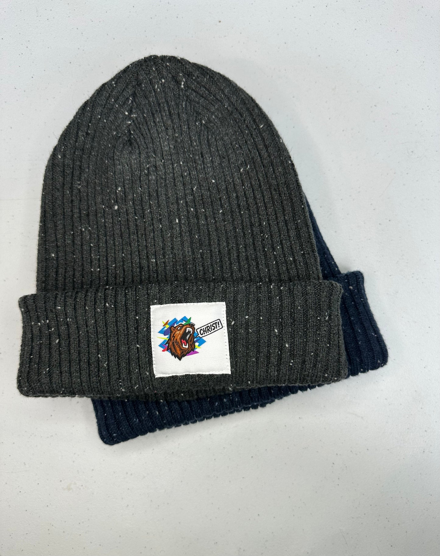 🐻✝️Bold Roaring Bear / Charcoal Gray