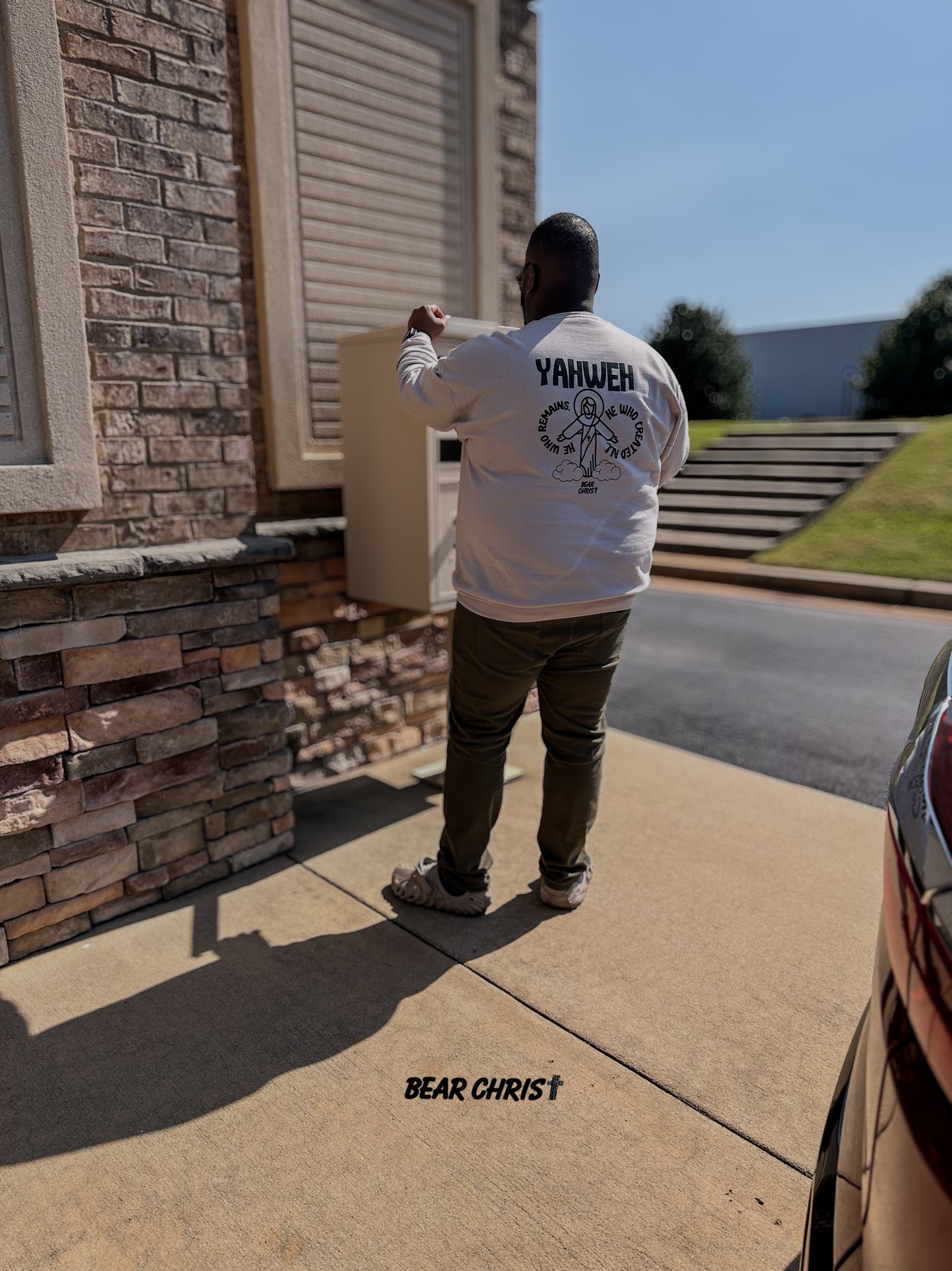 YAHWEH  -Sandstone - Sweatshirt